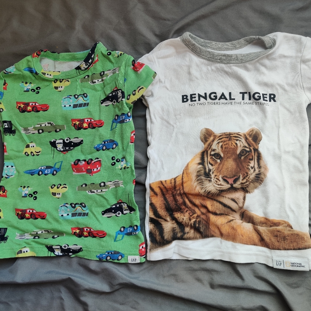 Pixar Cars Gap t-shirts size 4